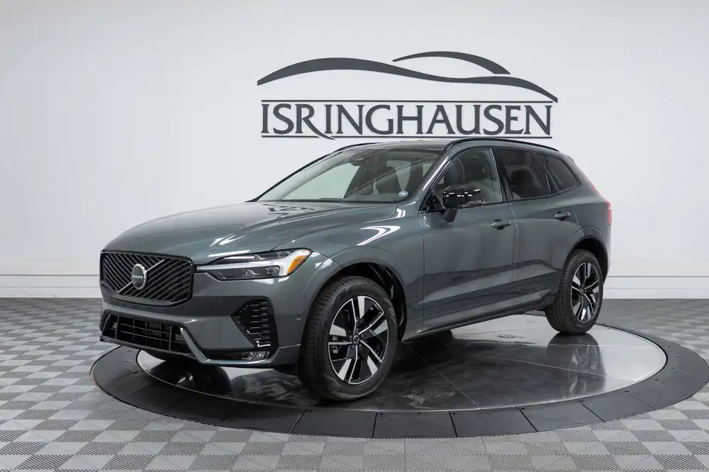 2026 Volvo XC60 B5 Plus Dark AWD's photo