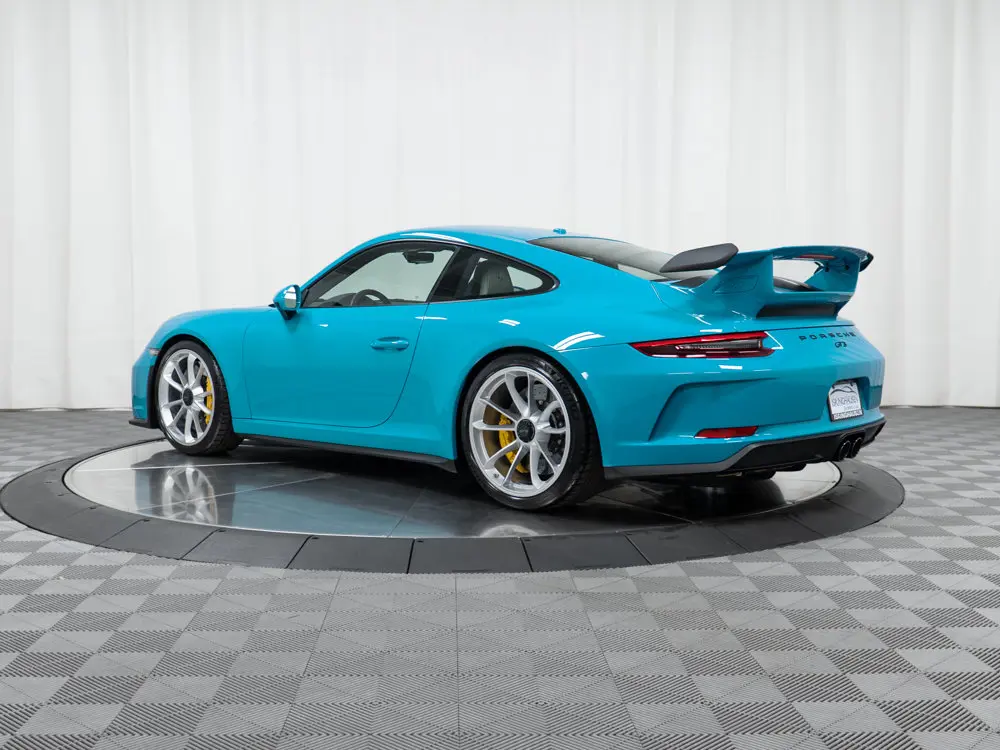 2018 Porsche 911 GT3 photo 3