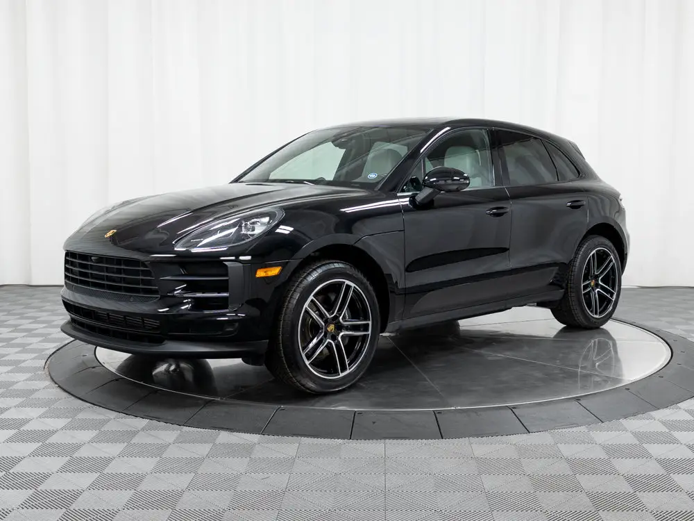 2021 Porsche Macan Base photo 1