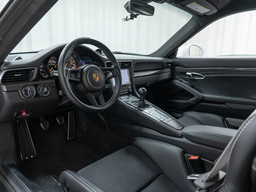 2018 Porsche 911 GT3 photo 4