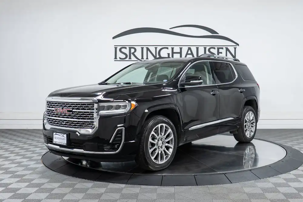 2023 GMC Acadia Denali FWD's photo