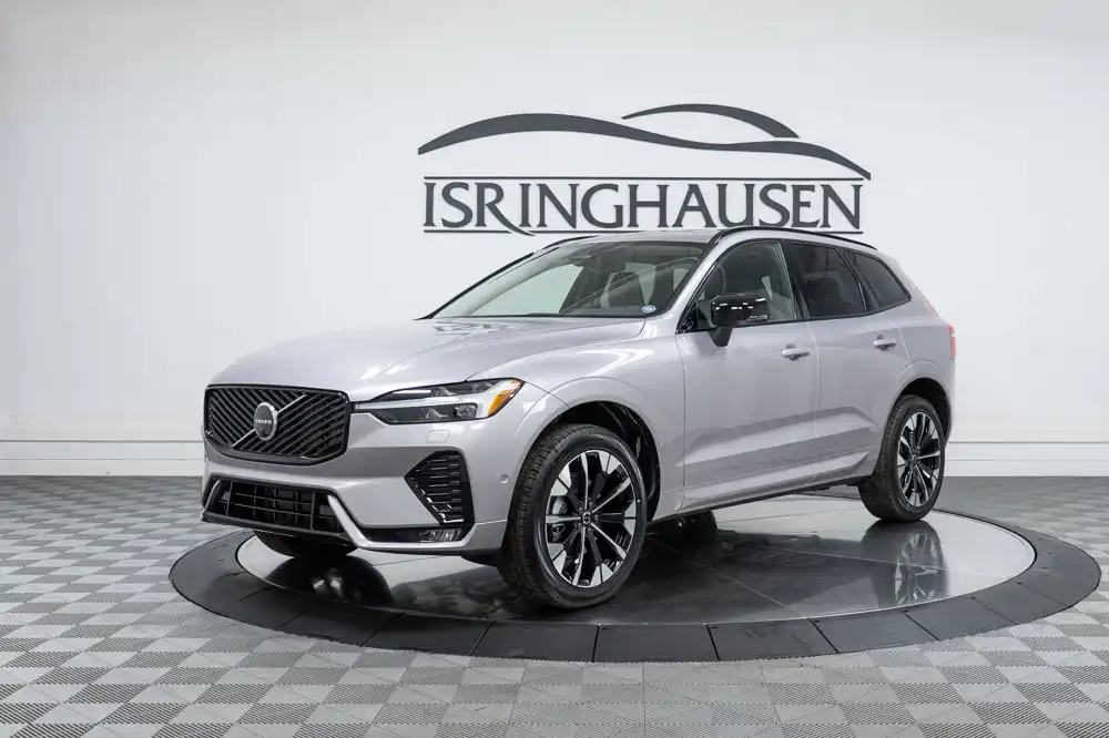 2026 Volvo XC60 B5 Plus Dark AWD's photo