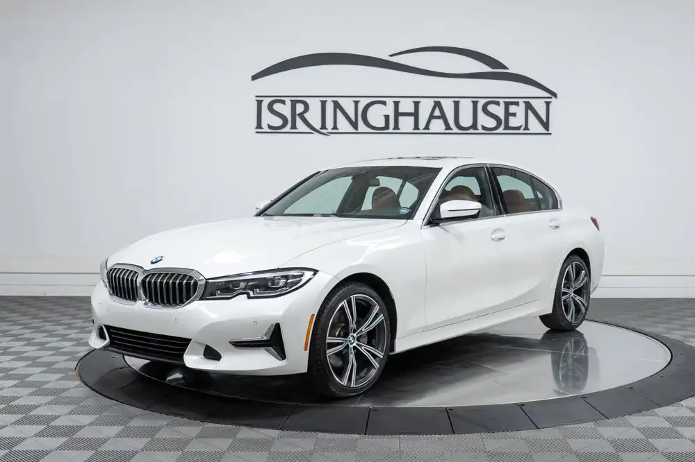 2019 BMW 3 Series 330i xDrive Sedan's photo