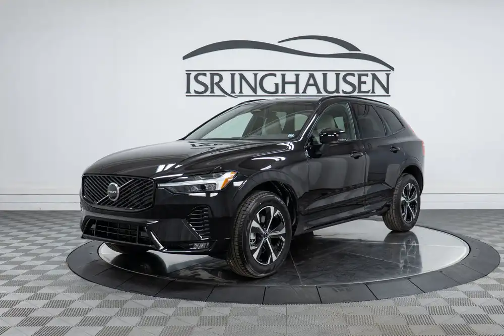 2026 Volvo XC60 B5 Core Dark AWD's photo