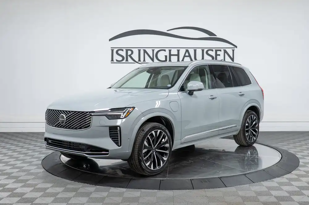 2026 Volvo XC90 T8 Recharge Ultra Bright 4WD's photo