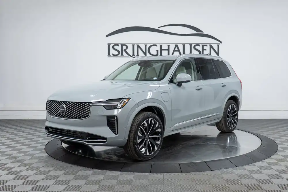 2026 Volvo XC90 T8 Recharge Ultra Bright 4WD's photo