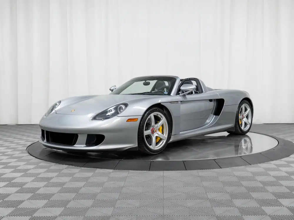 2005 Porsche Carrera GT Base photo 1