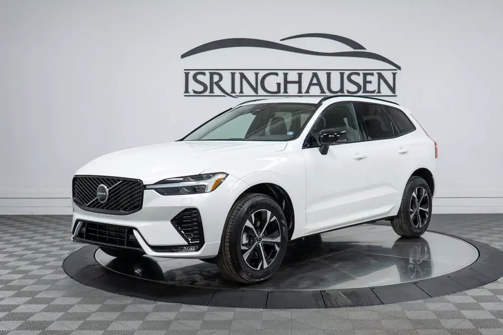 2026 Volvo XC60 B5 Core Dark AWD's photo
