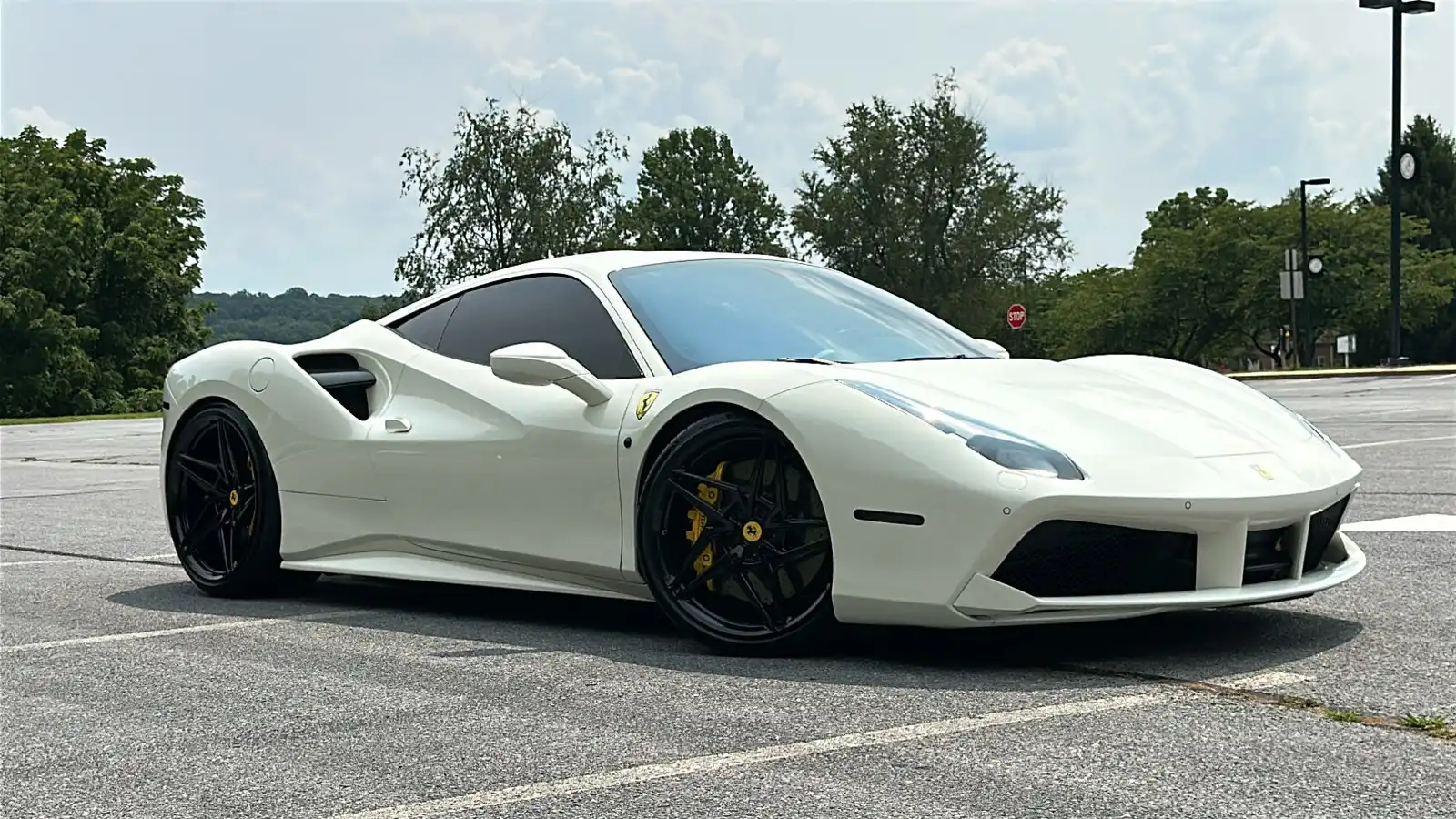 2017 Ferrari 488 Base's photo