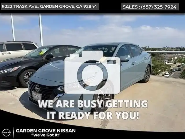 2025 Nissan Sentra SV CVT's photo