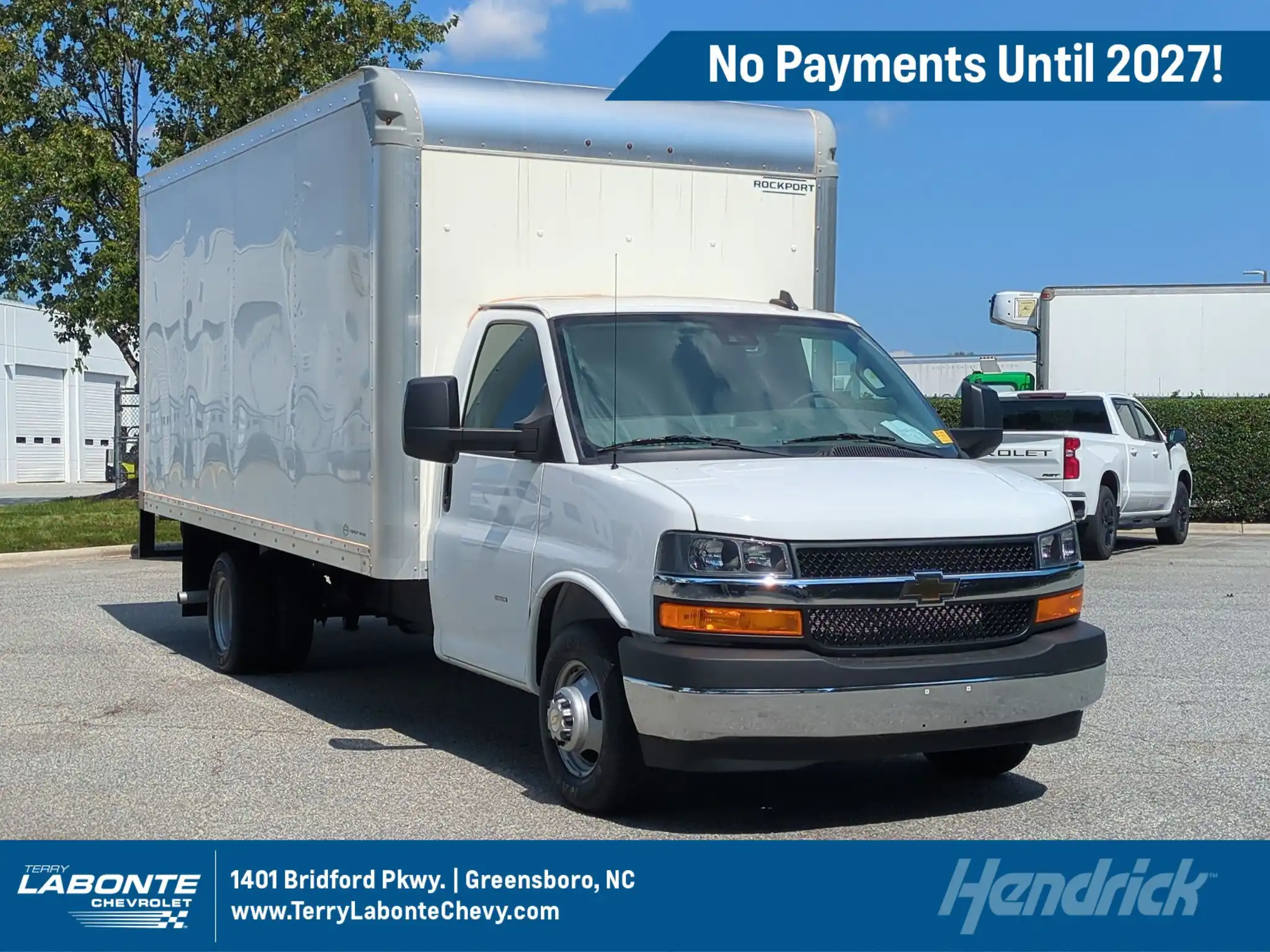 2025 Chevrolet Express 3500 177 WB's photo