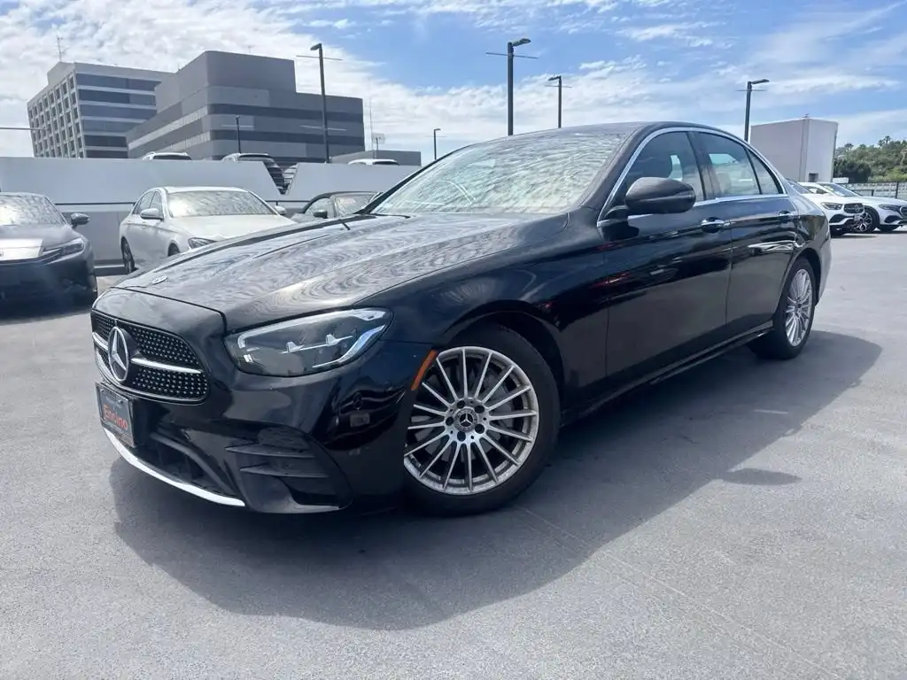 2021 Mercedes-Benz E-Class E350's photo