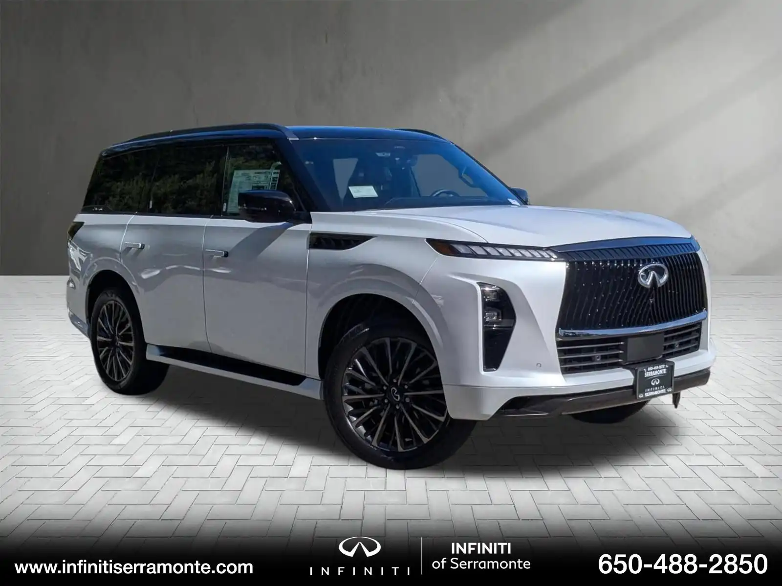 2027 INFINITI QX80 Autograph 4WD's photo