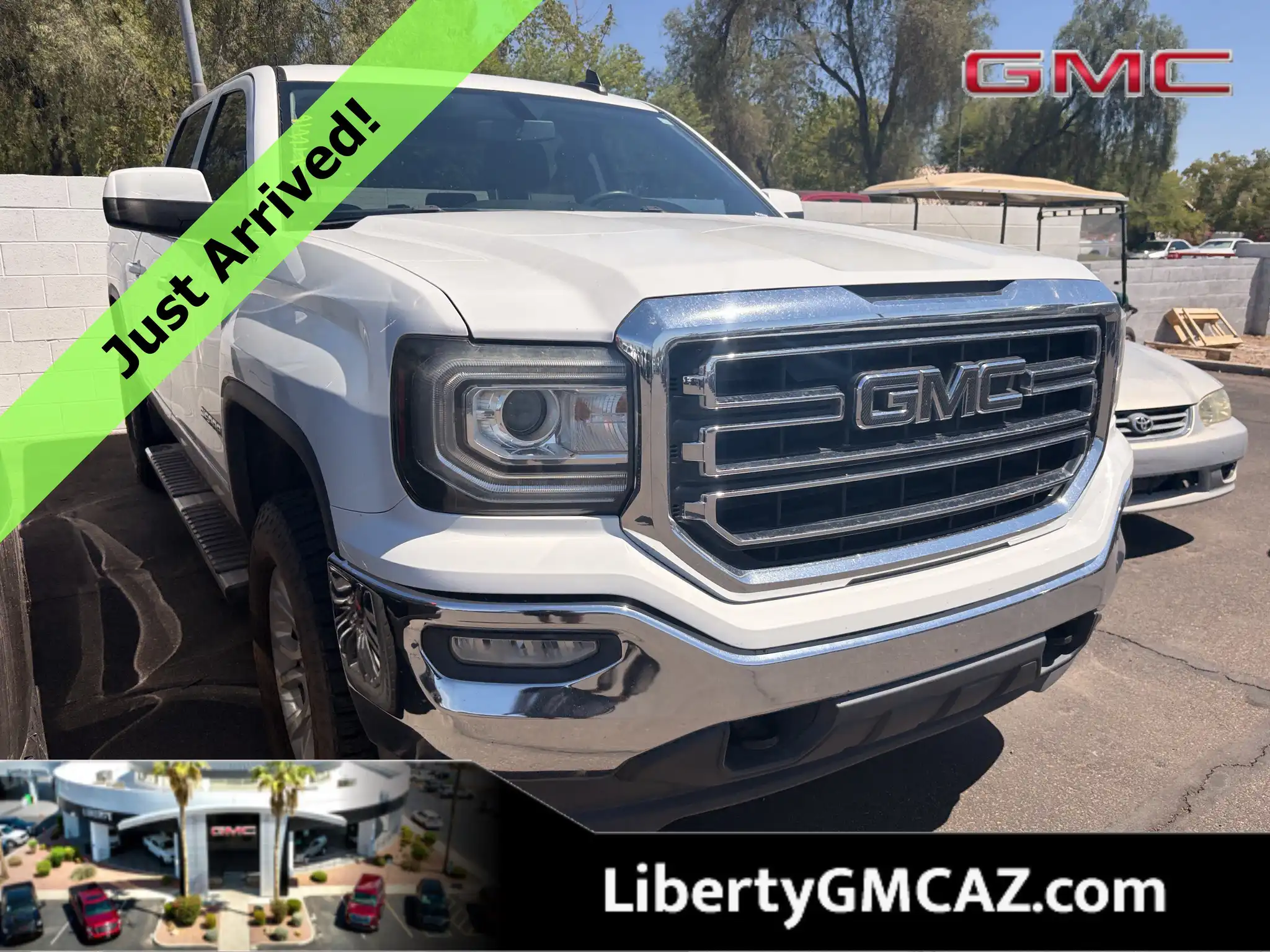 2018 GMC Sierra 4WD Crew Cab Short Box SLE's photo