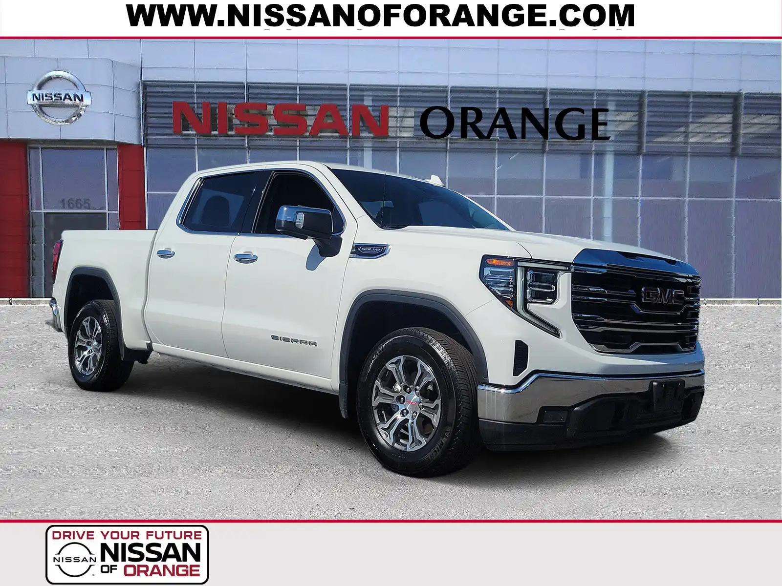 2026 GMC Sierra SLT 2WD Crew Cab Short Box's photo