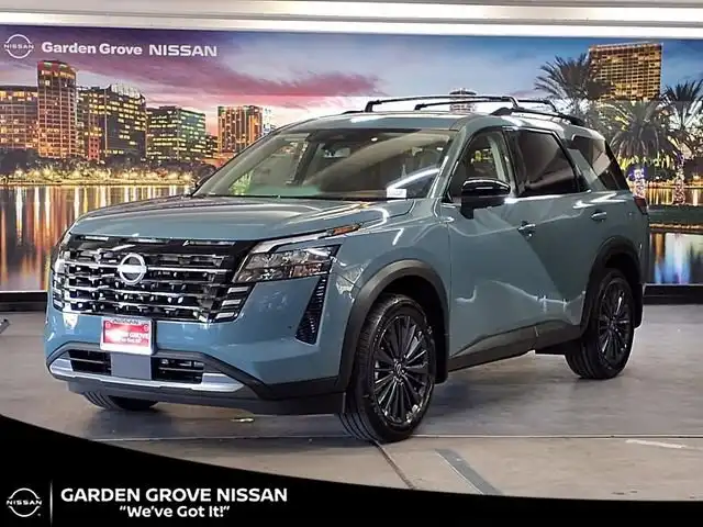 2026 Nissan Pathfinder SL 2WD's photo