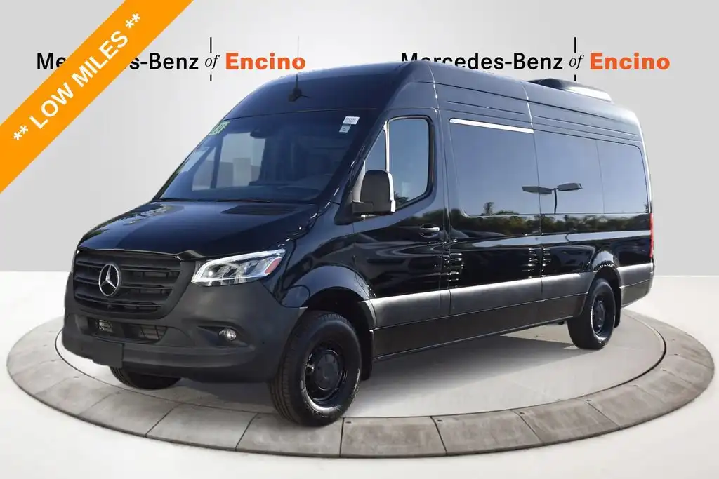 2024 Mercedes-Benz Sprinter 2500 170 WB HO High Roof's photo