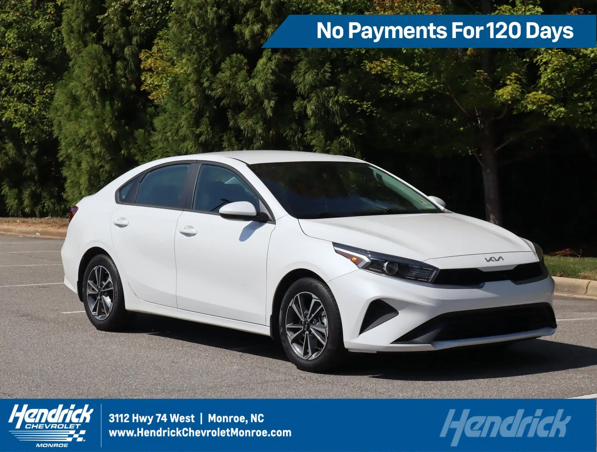 2024 Kia Forte LXS Auto's photo