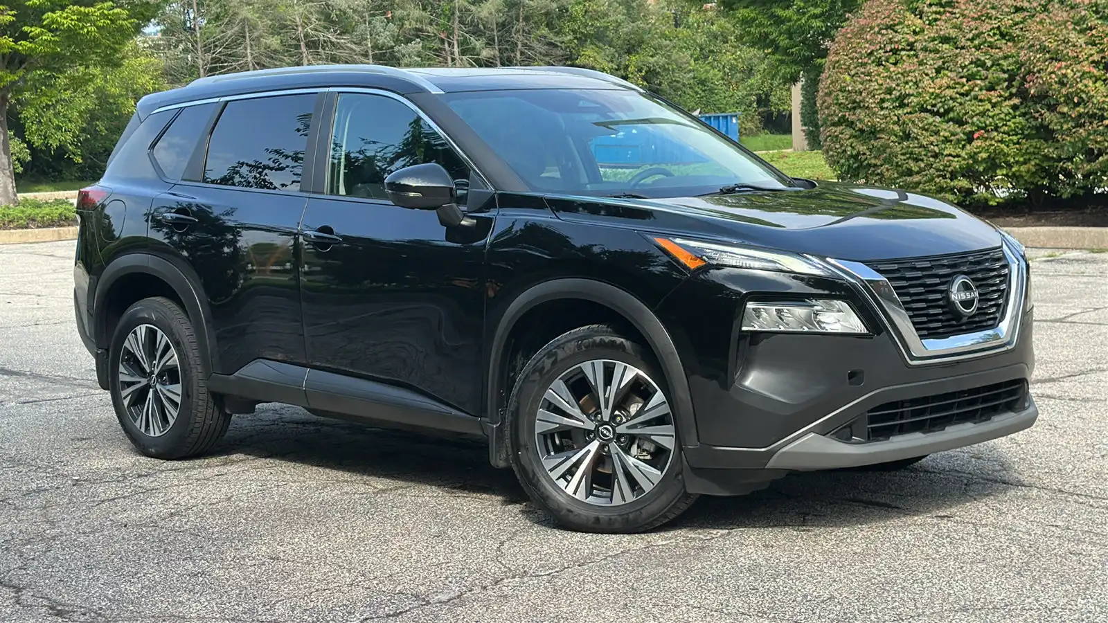 2023 Nissan Rogue SV AWD's photo