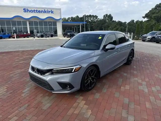 2024 Honda Civic Sport Touring CVT's photo