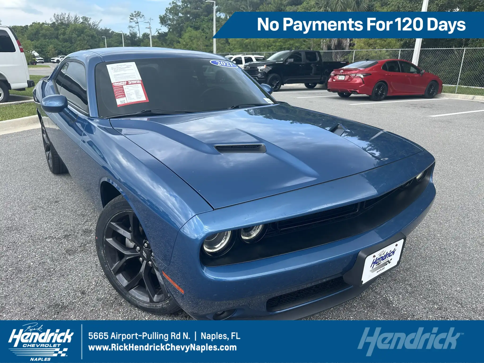 2021 Dodge Challenger SXT Auto's photo