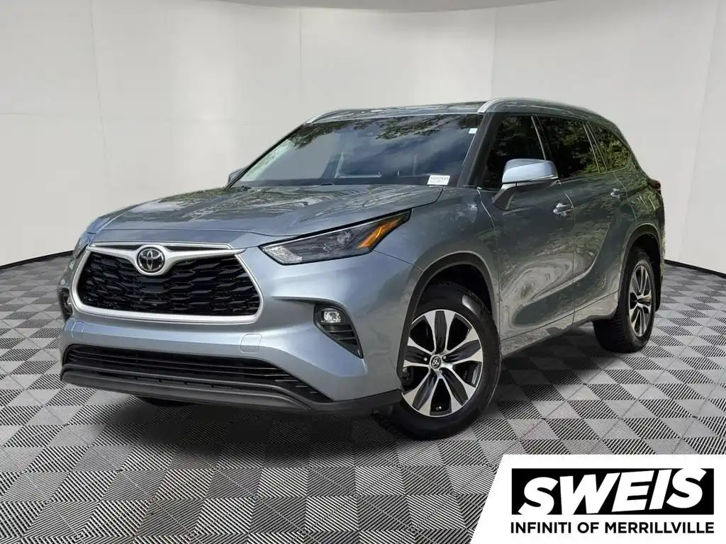 2022 Toyota Highlander XLE 4x4 V6's photo