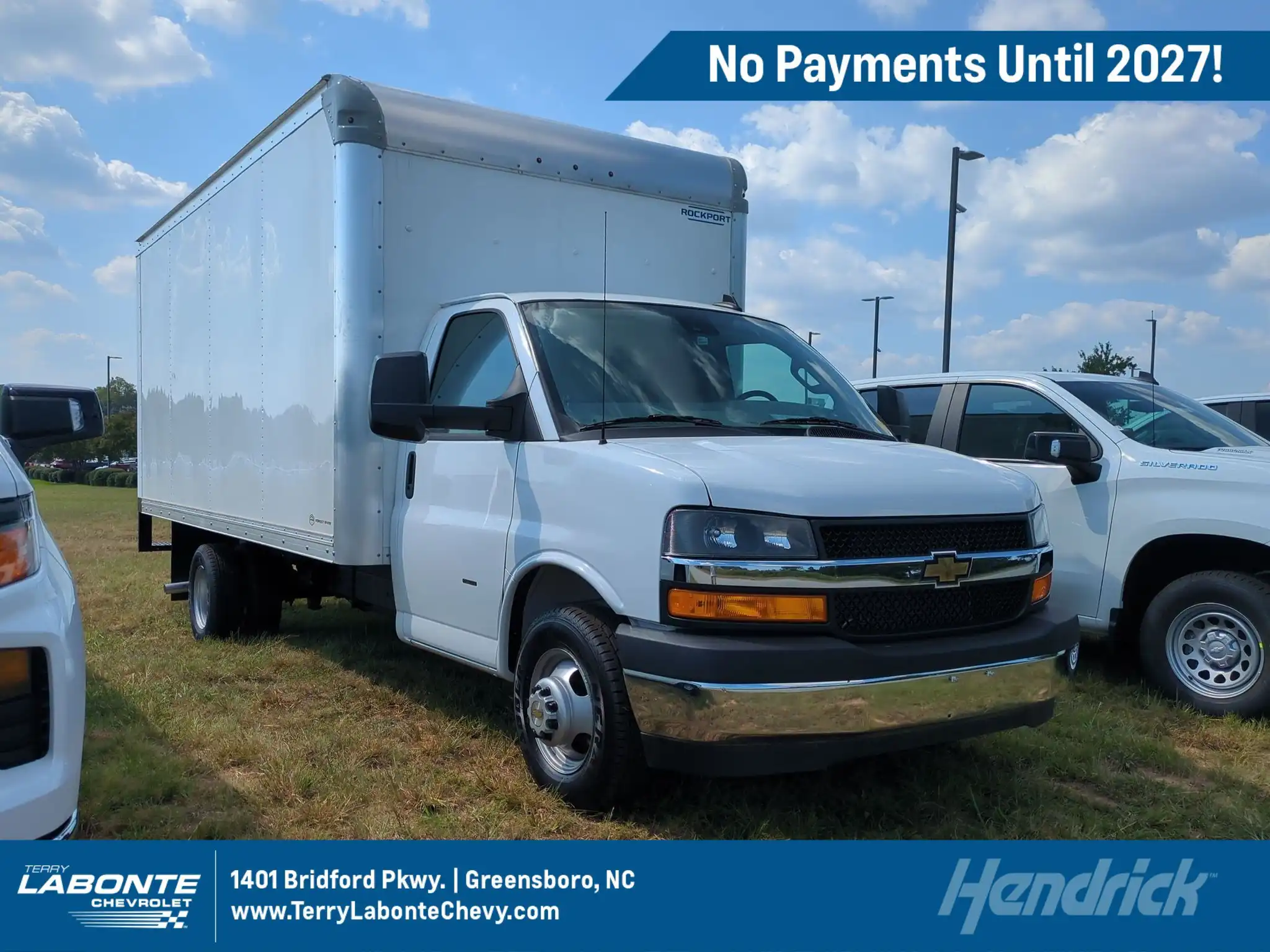 2025 Chevrolet Express 3500 177 WB's photo