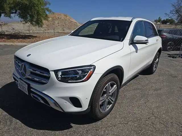 2022 Mercedes-Benz GLC GLC300 4MATIC's photo