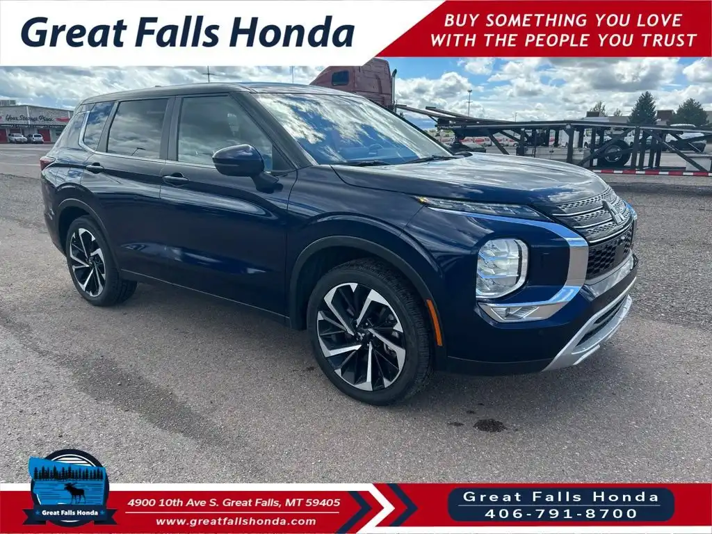 2024 Mitsubishi Outlander SE S-AWC's photo