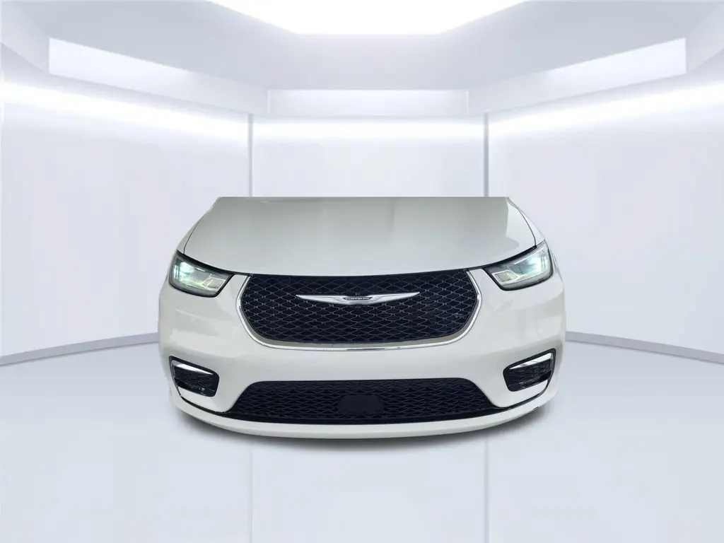 2023 Chrysler Pacifica Limited photo 4