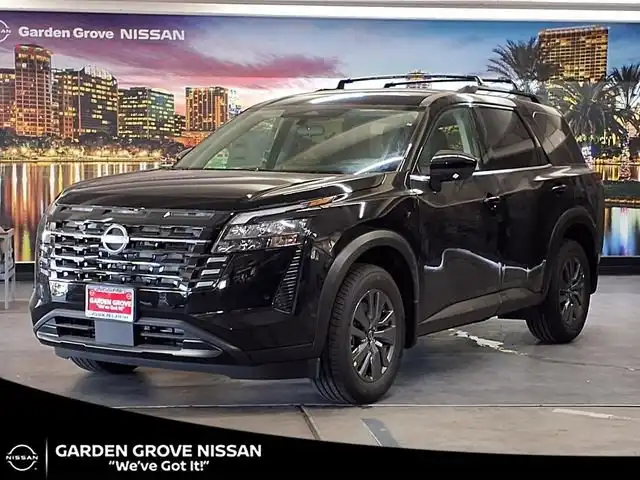 2026 Nissan Pathfinder SV 2WD's photo