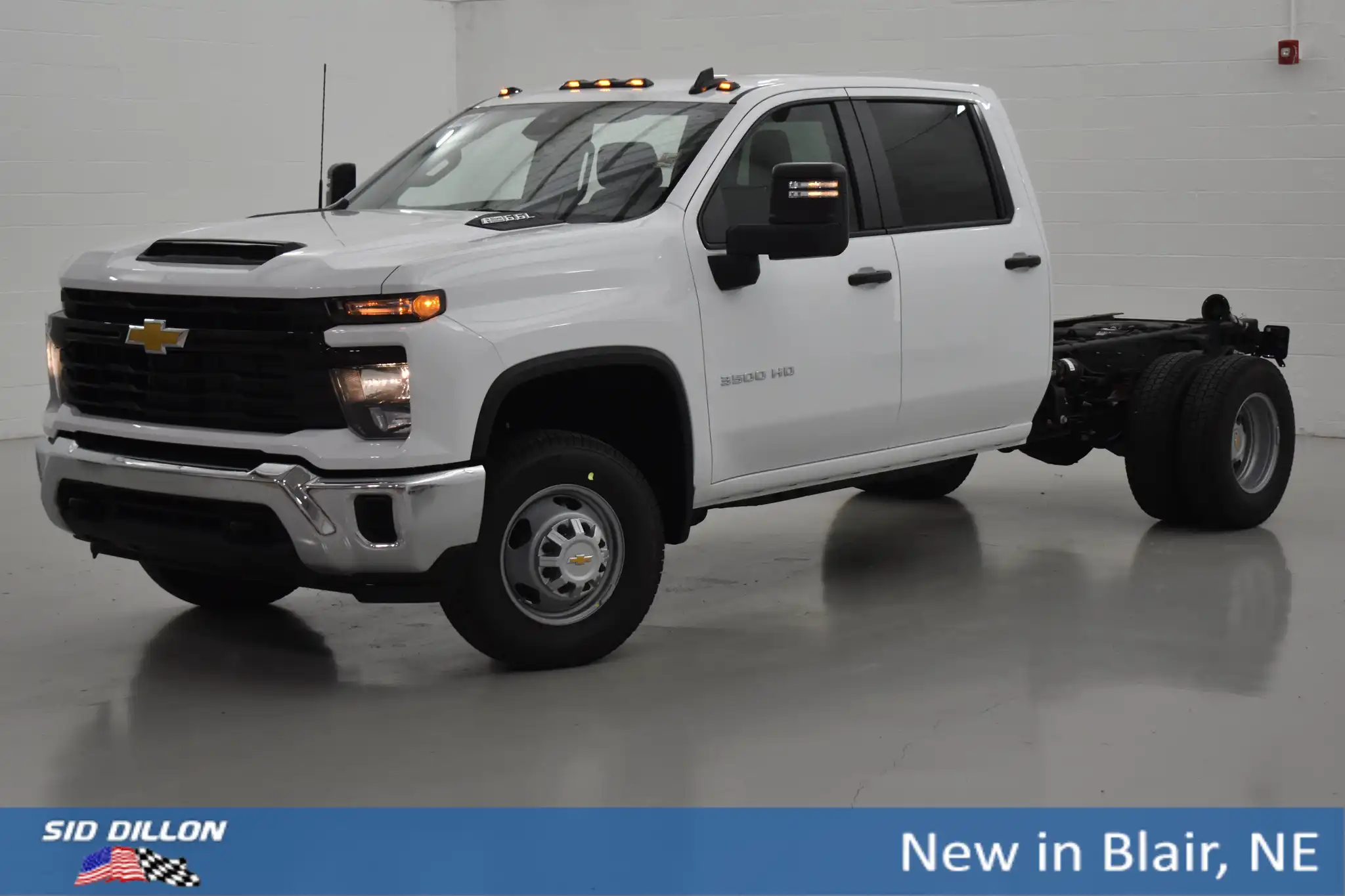 2026 Chevrolet Silverado HD Work Truck 4WD Crew Cab 171.5 WB's photo