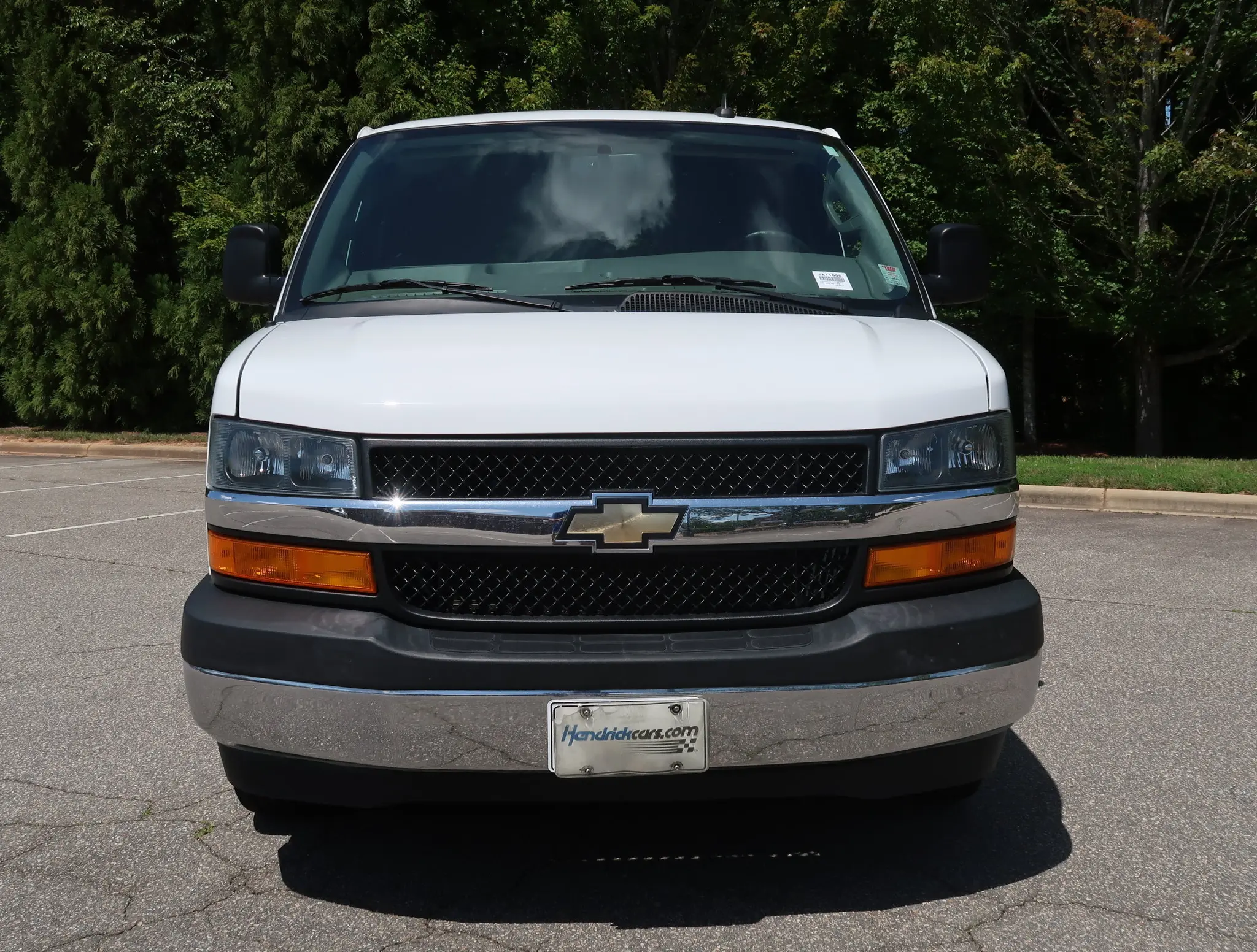 2023 Chevrolet Express Work Van HD 2500 photo 3
