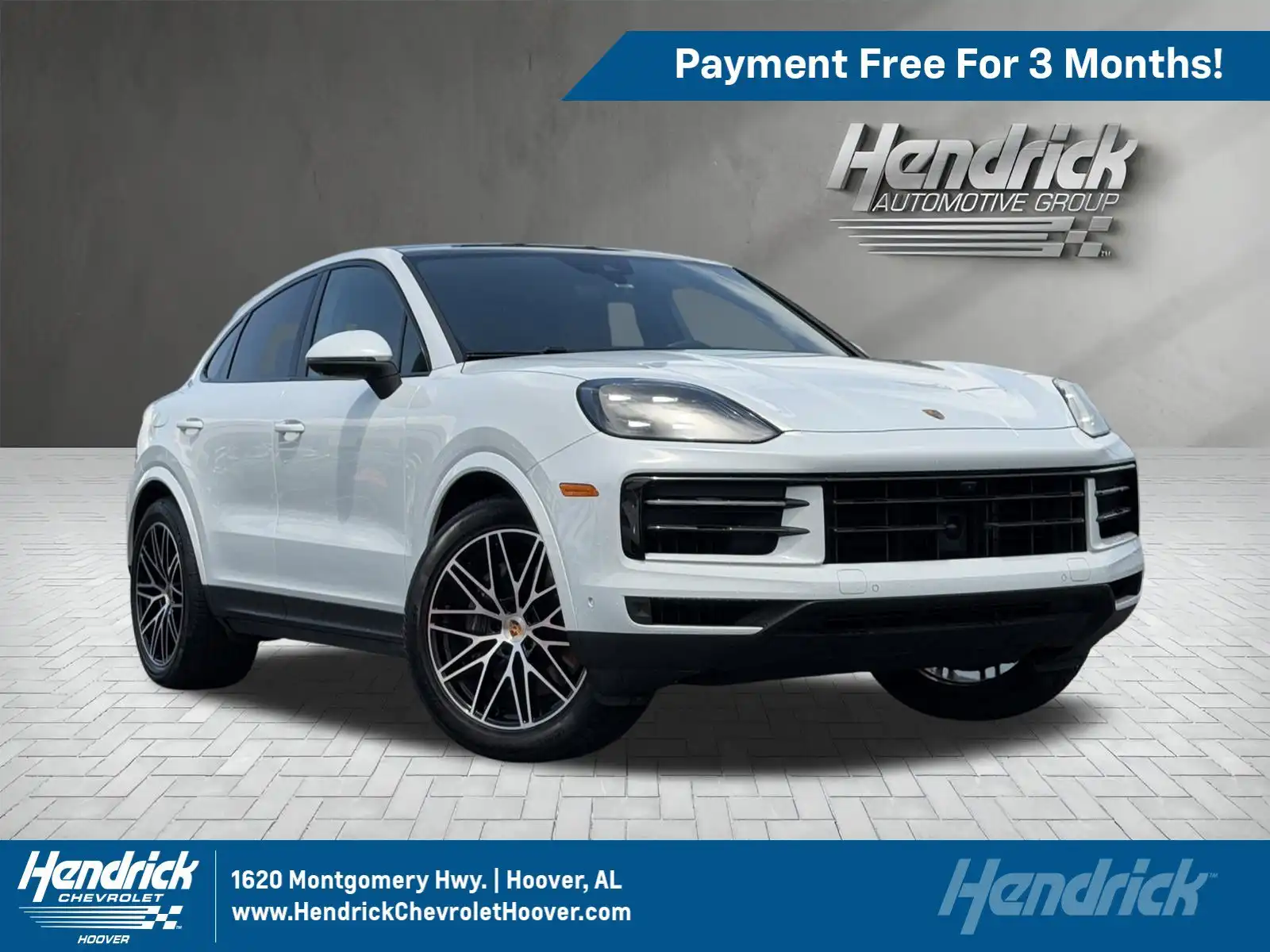 2024 Porsche Cayenne Base's photo