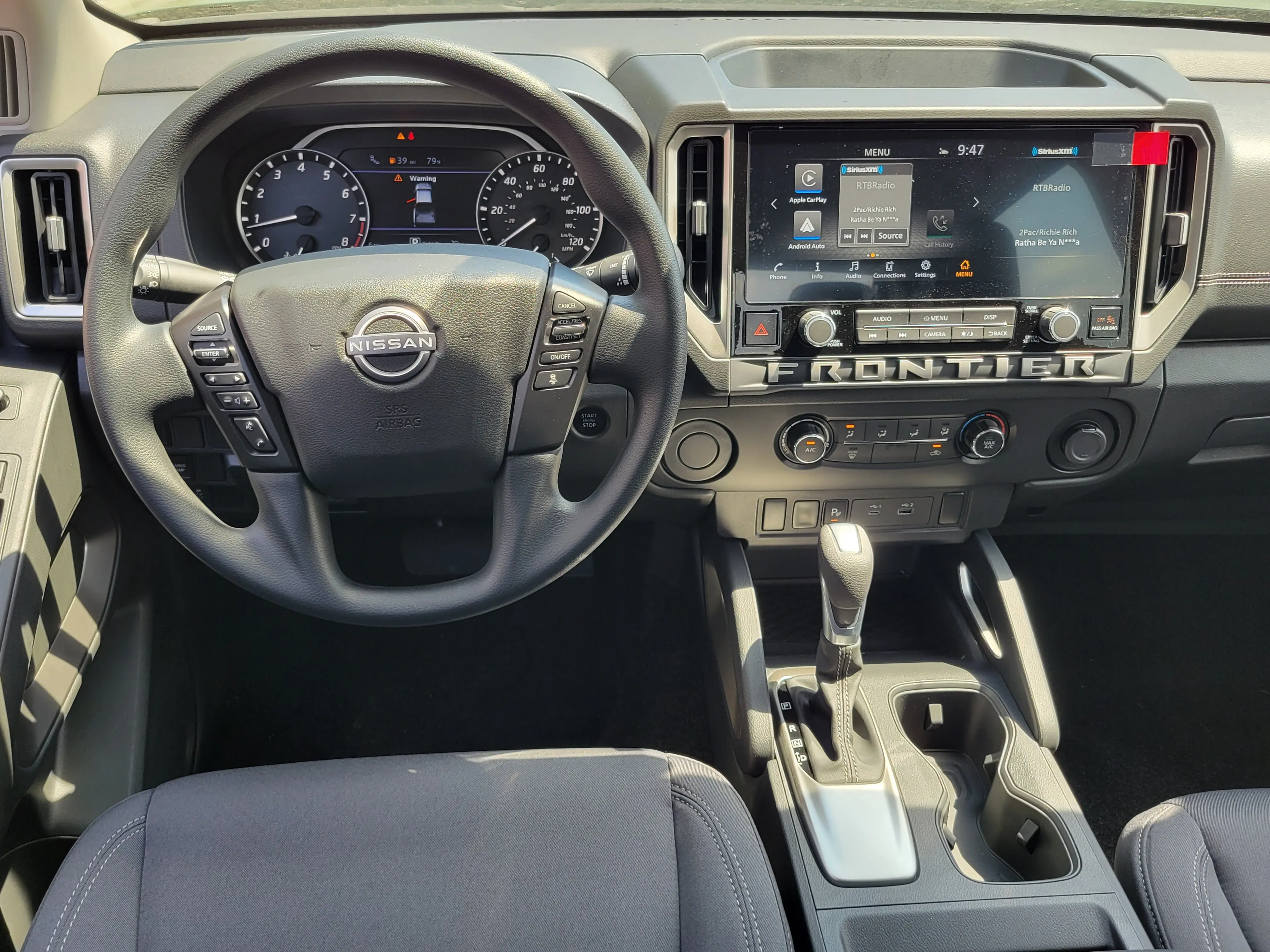 2026 Nissan Frontier SV Crew Cab 4X2 SWB photo 5