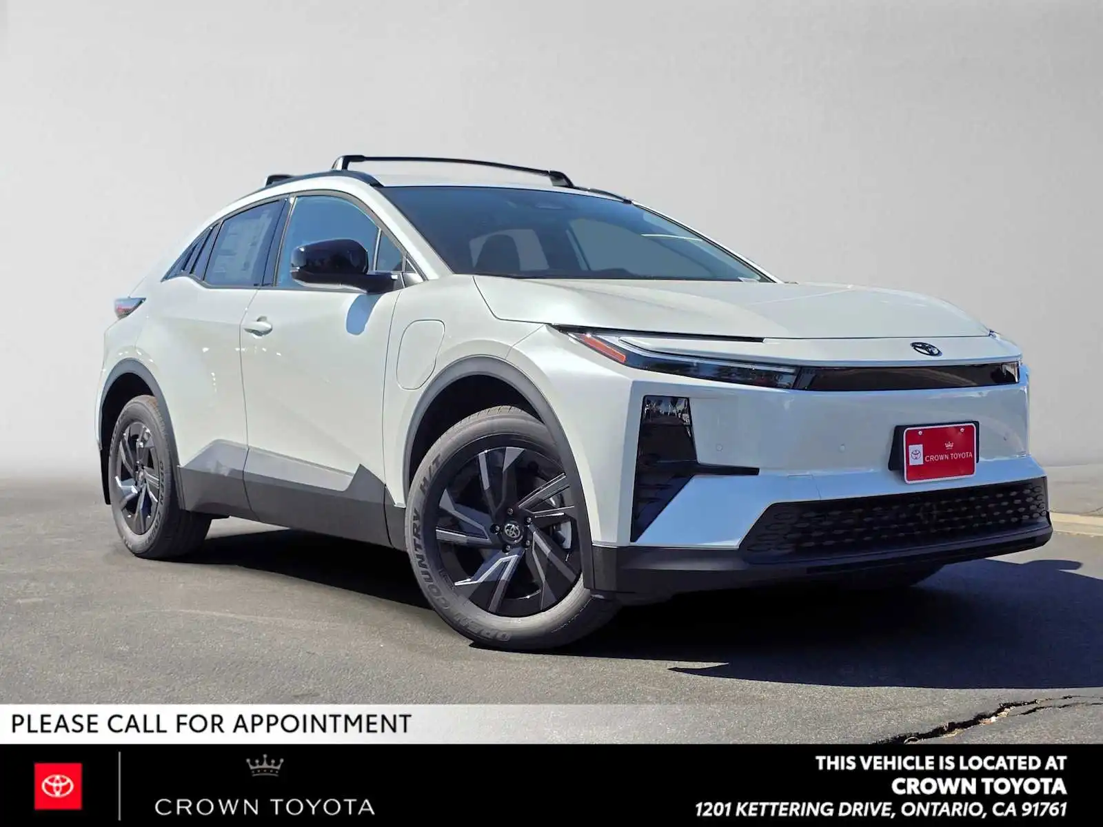 2026 Toyota C-HR SE AWD's photo