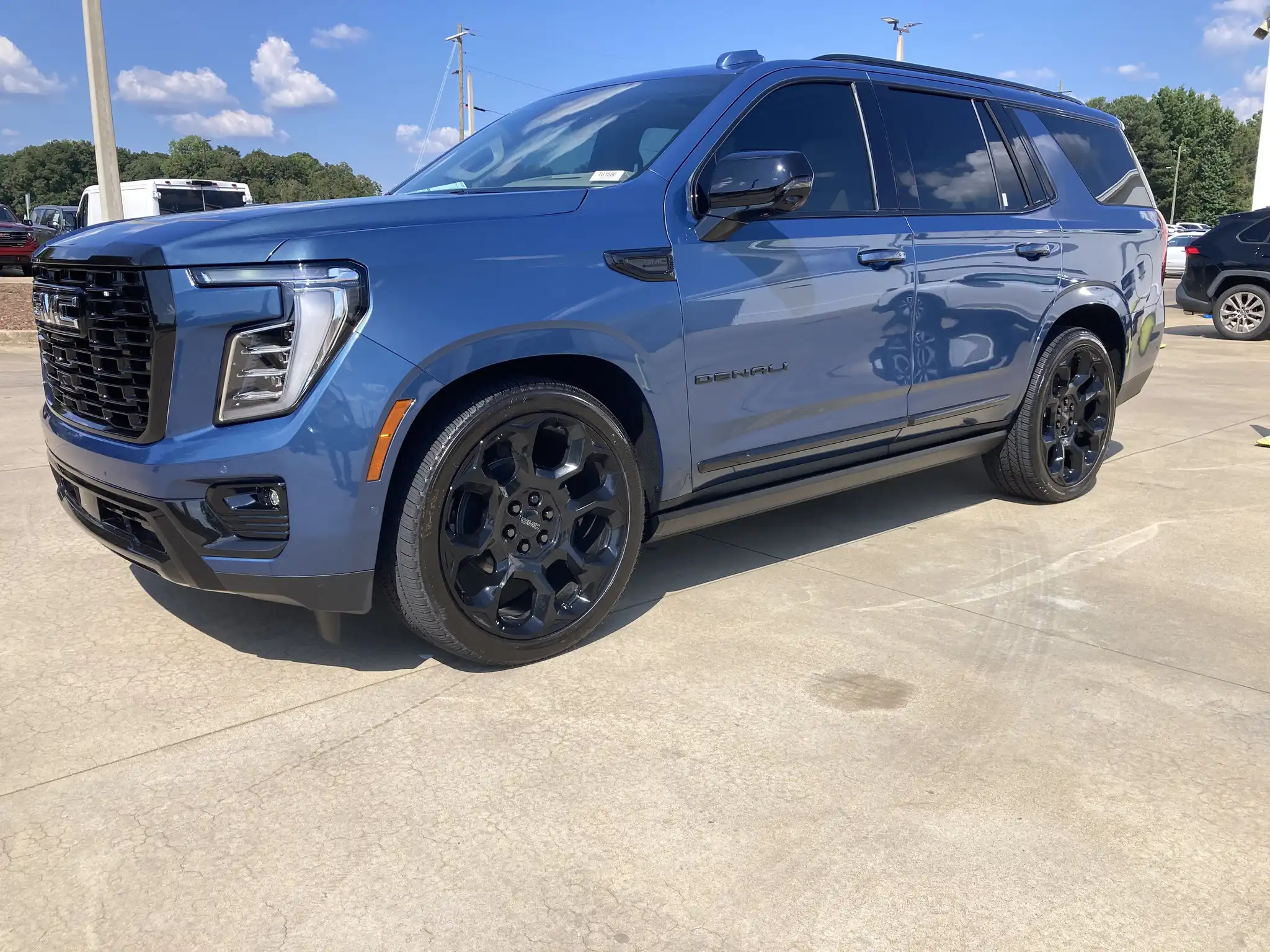2026 GMC Yukon Denali 4WD's photo