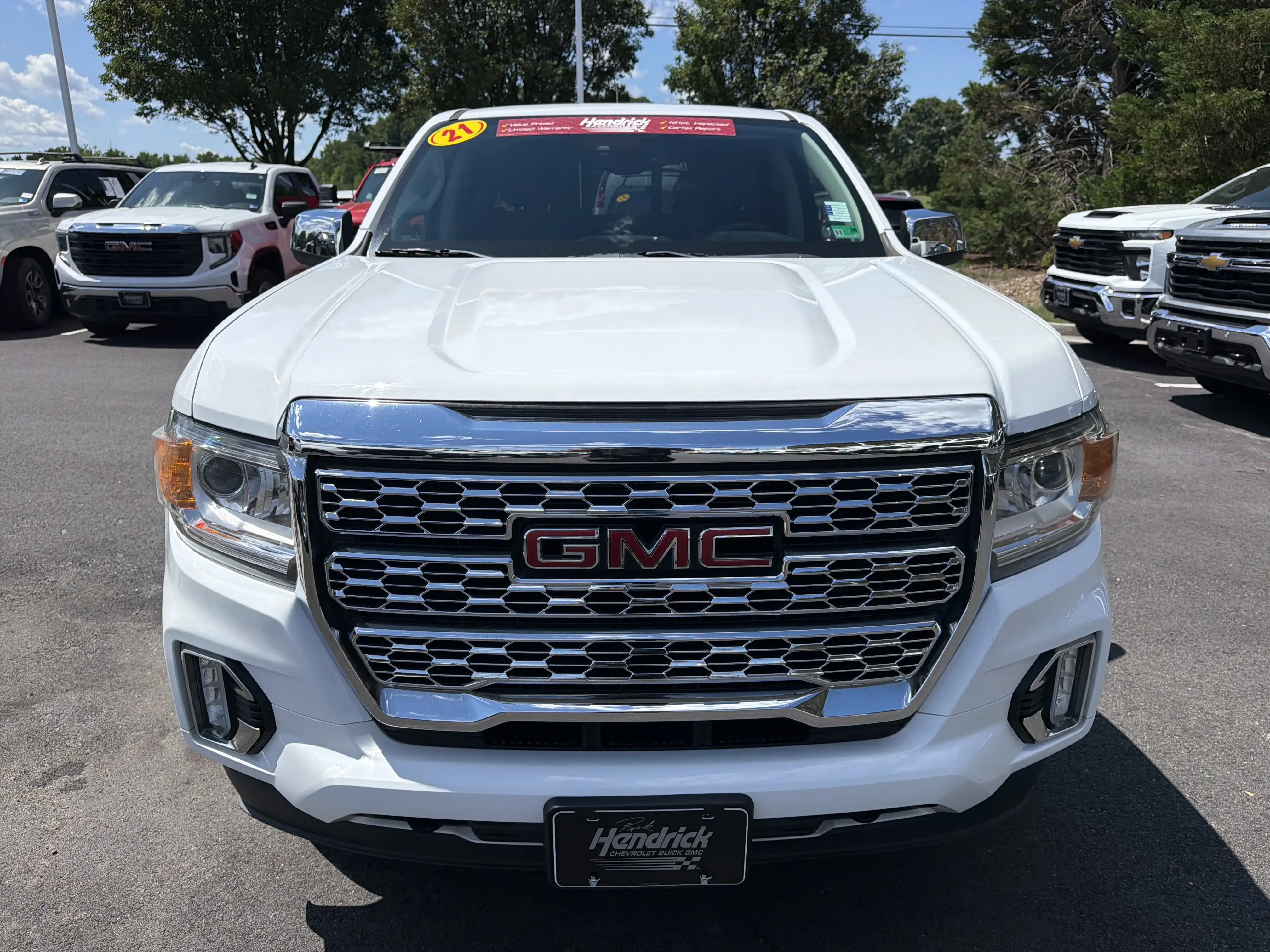 2021 GMC Canyon 4WD Denali Crew Cab Short Box's photo