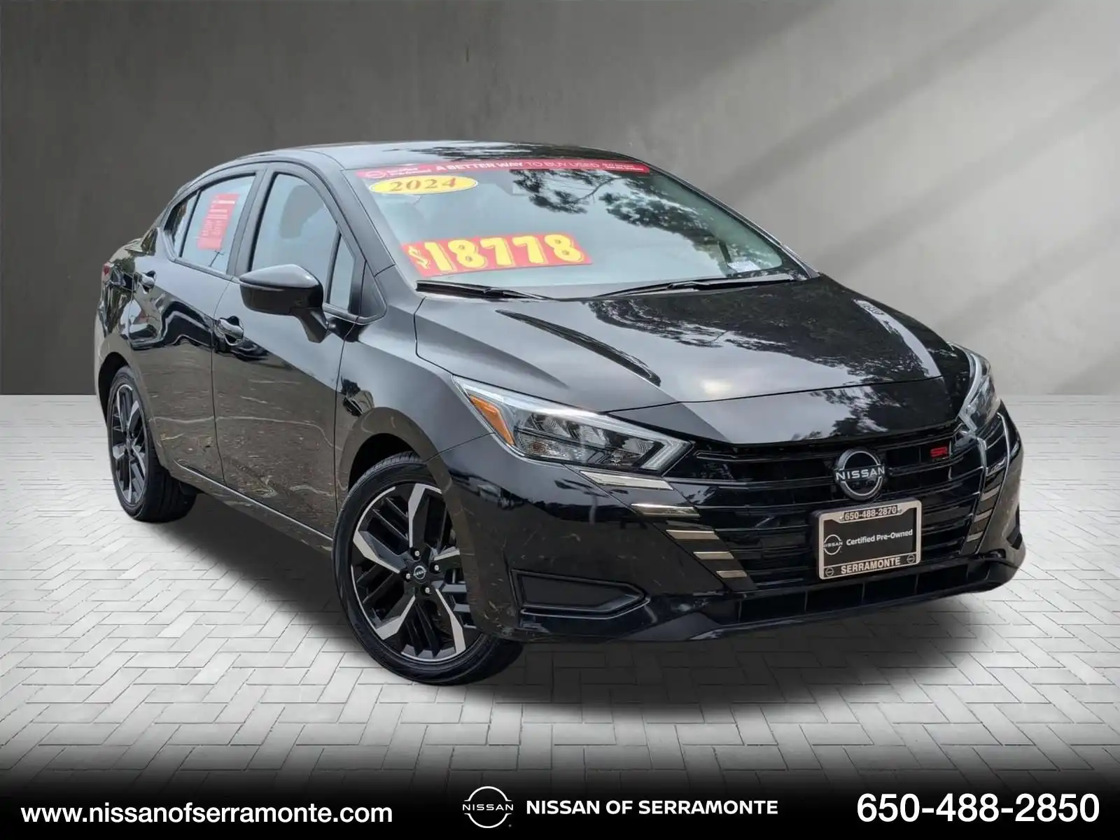 2024 Nissan Versa 1.6 SR CVT's photo