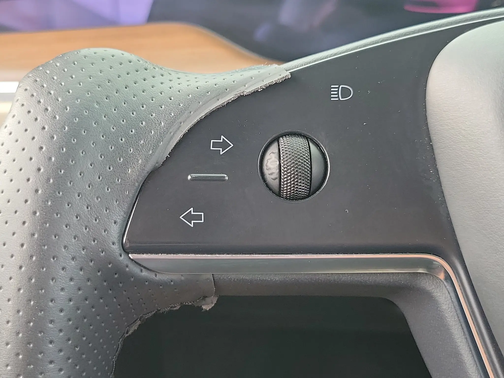 2023 Tesla Model X Long Range photo 5