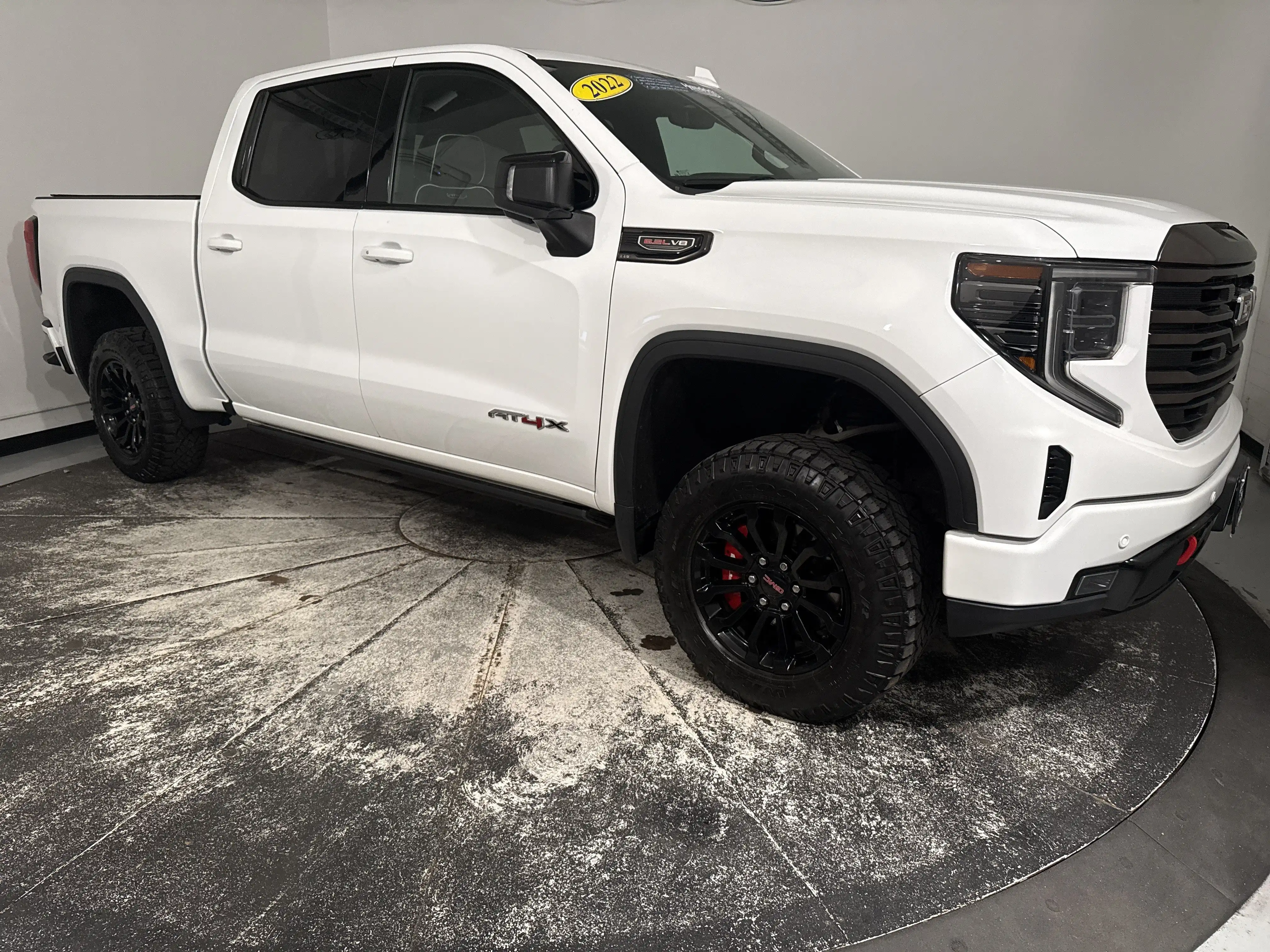 2022 GMC Sierra AT4X 4WD Crew Cab Short Box's photo