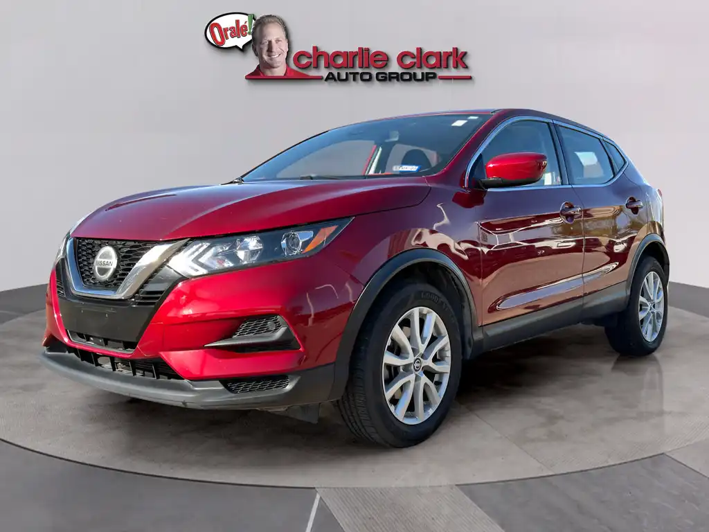 2020 Nissan Rogue Sport S FWD's photo