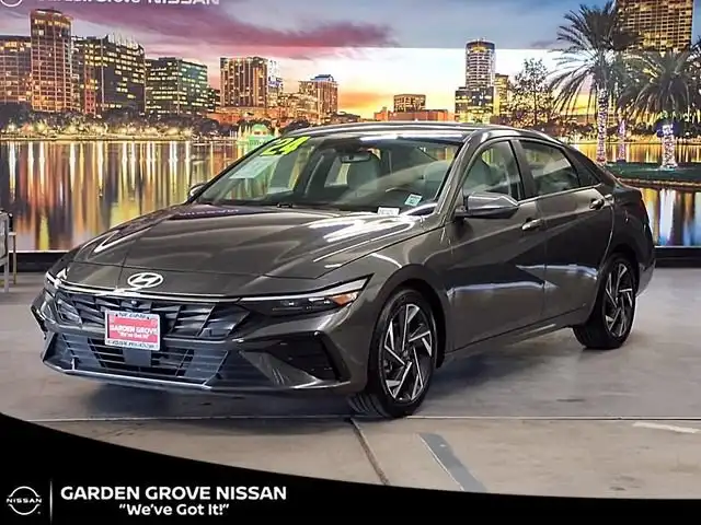 2024 Hyundai Elantra 2.0 Limited IVT's photo