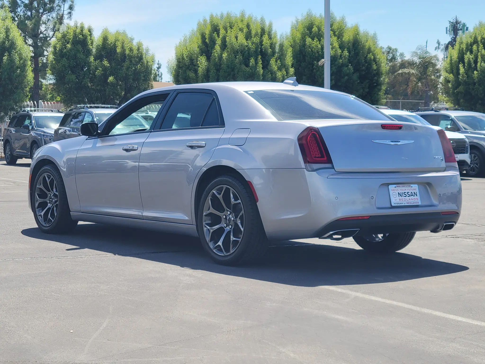 2017 Chrysler 300 S photo 3
