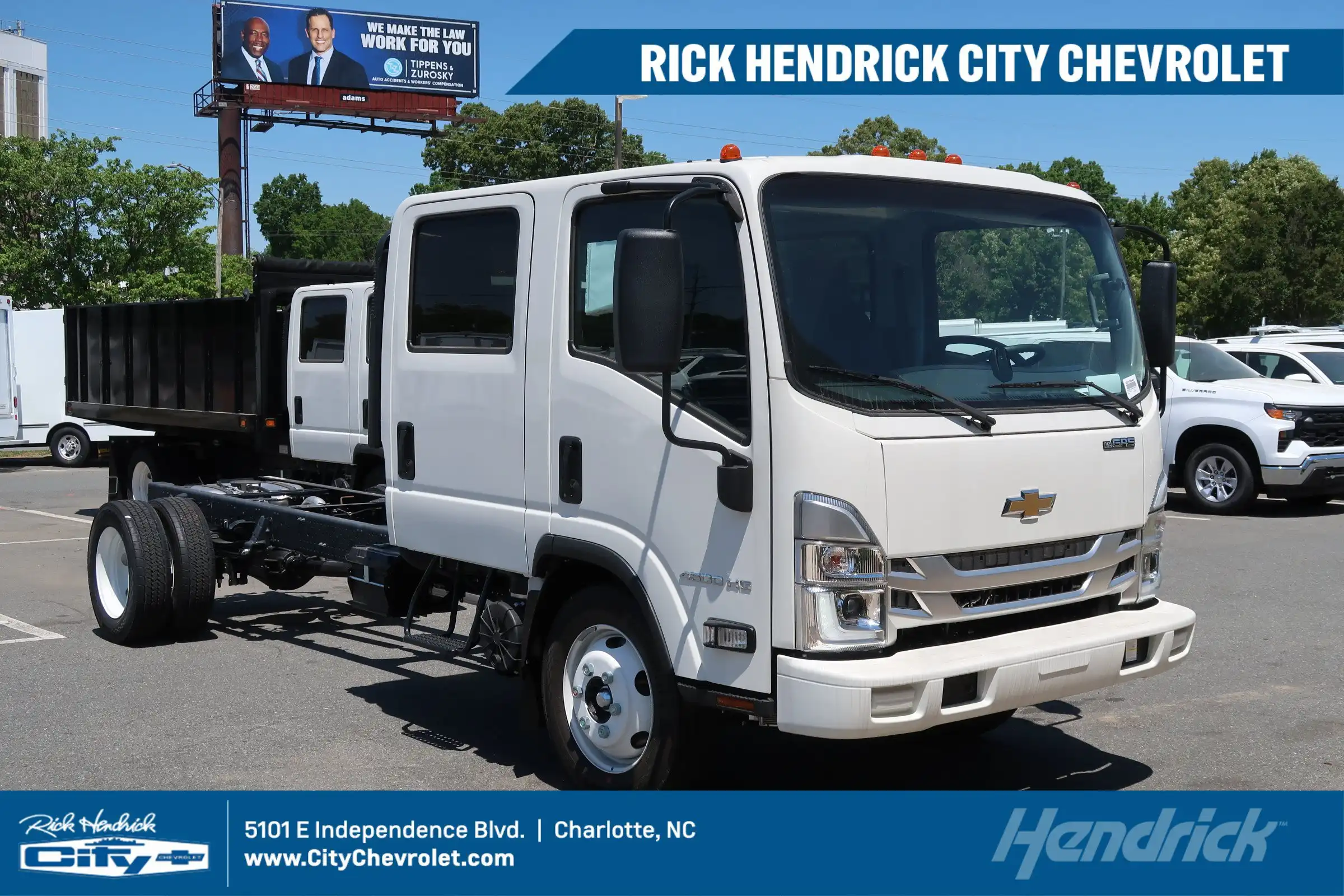 2026 Chevrolet Low Cab Forward 4500 Gas 150" WB Crew Cab's photo