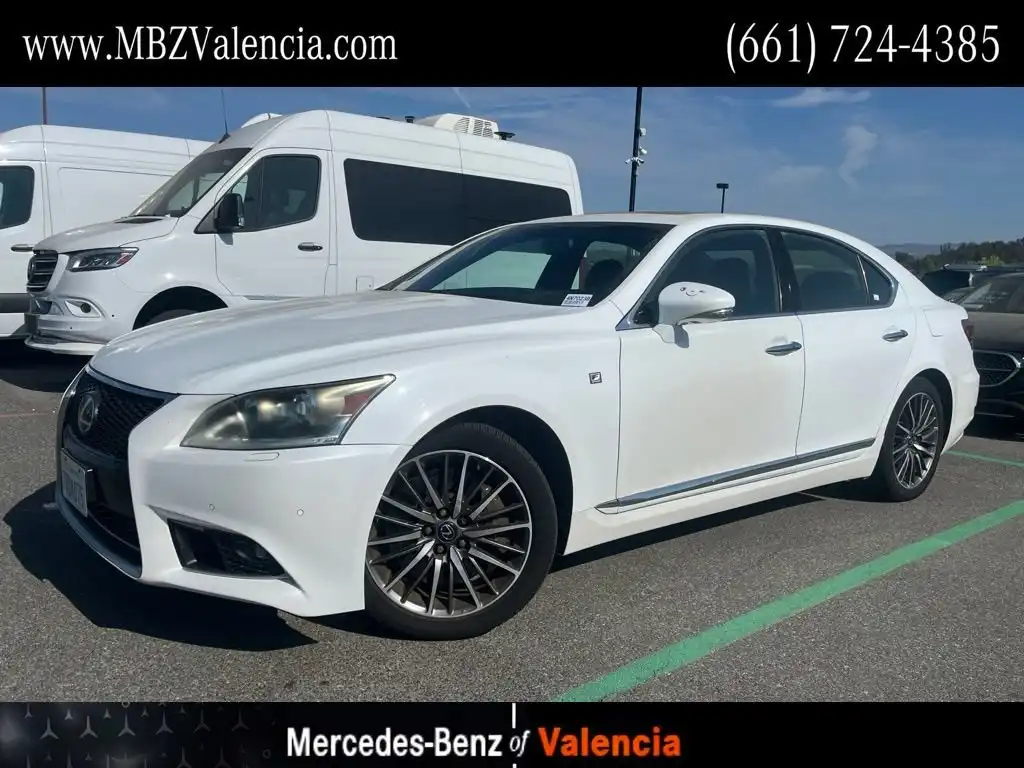 2013 Lexus LS 500 460's photo
