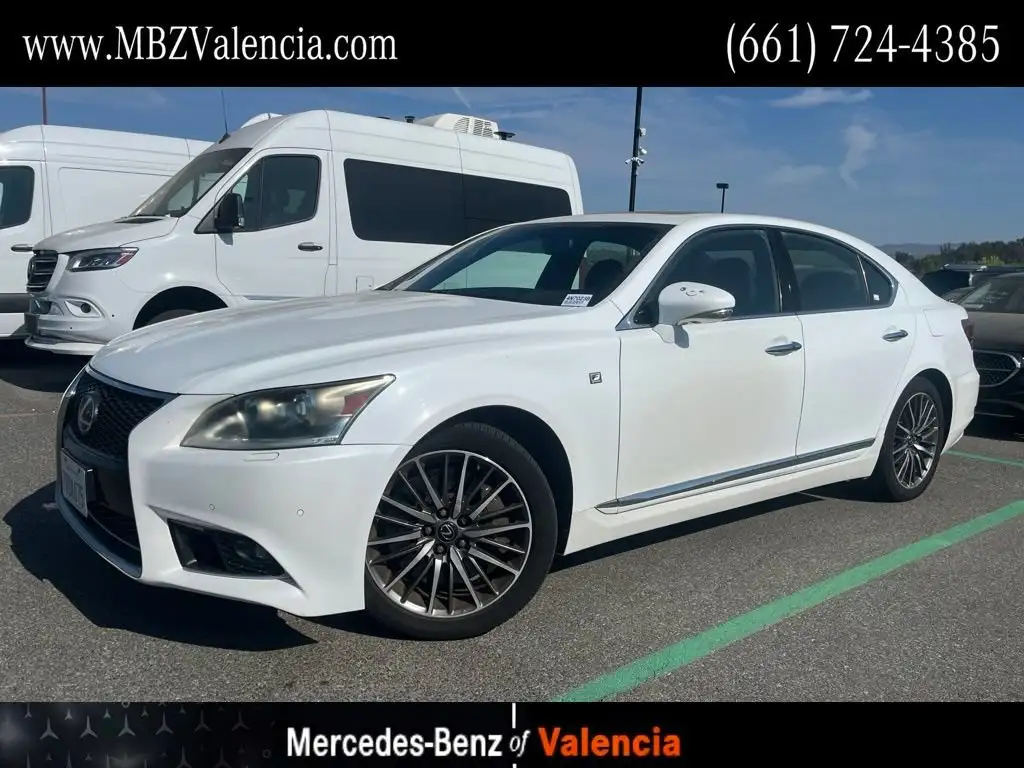 2013 Lexus LS 500 460's photo