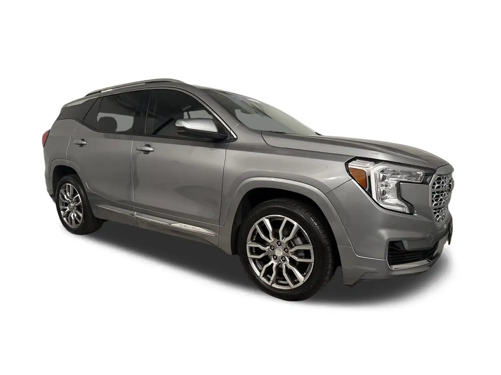 2023 GMC Terrain Denali AWD's photo