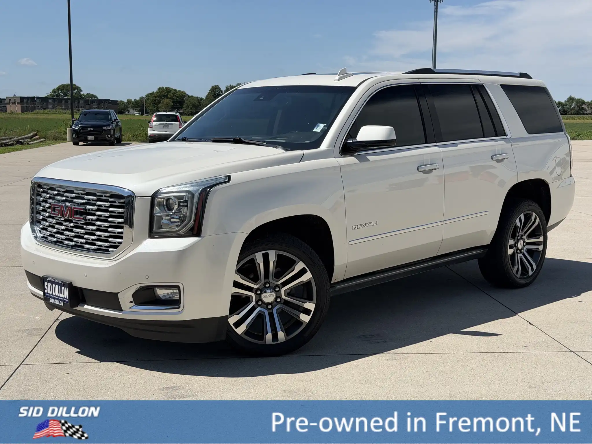 2015 GMC Yukon 4WD Denali's photo