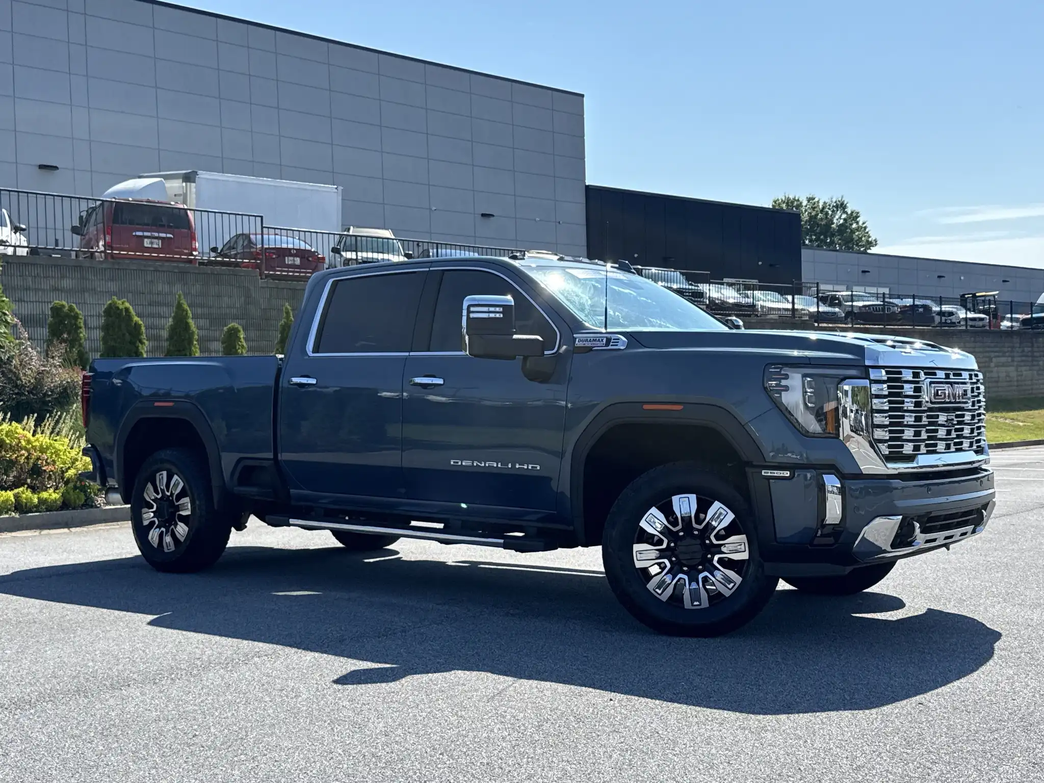 2025 GMC Sierra Denali 4WD Crew Cab Standard Box's photo